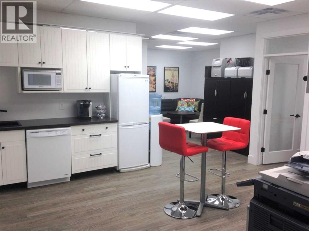 Photo 9 of 103 B 10055 120 Avenue, Grande Prairie AB