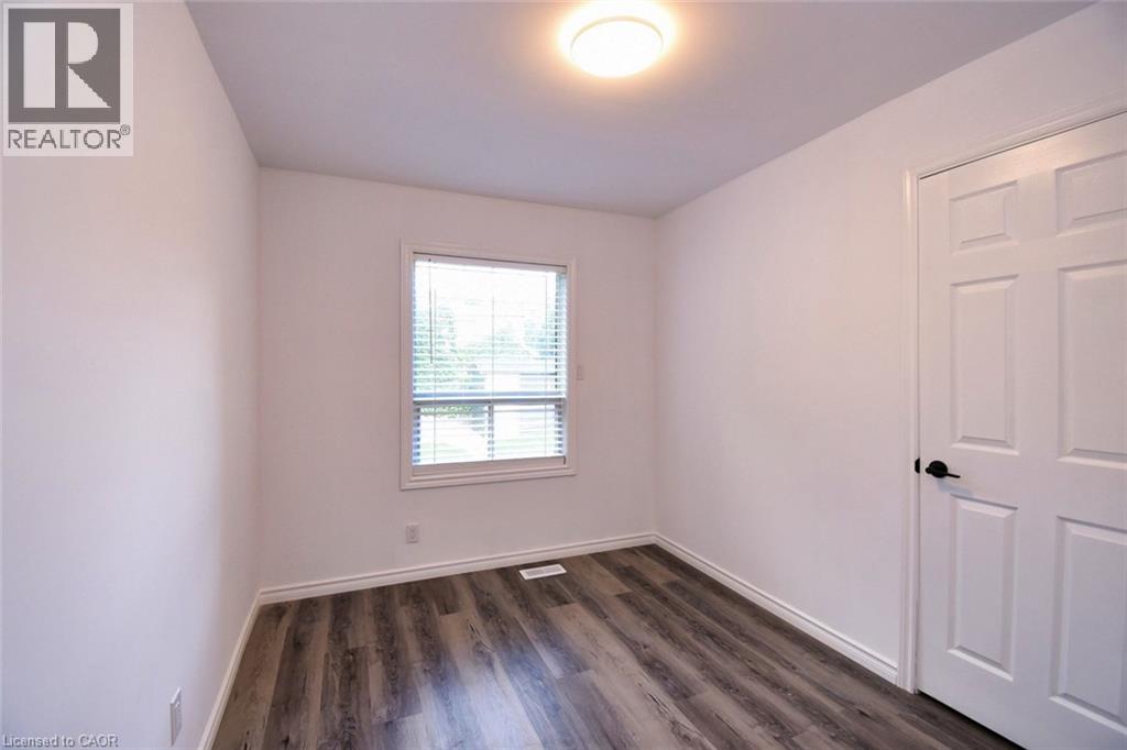 Photo 12 of 14 Graham Avenue S, Hamilton ON