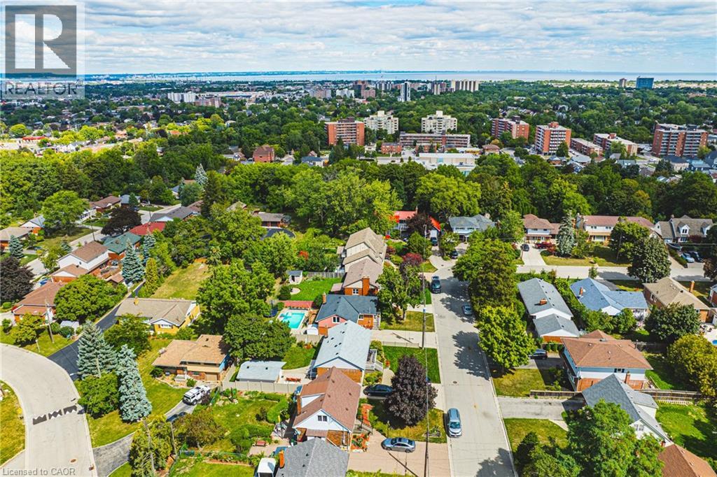 Photo 27 of 40 Wyngate Avenue, Hamilton ON