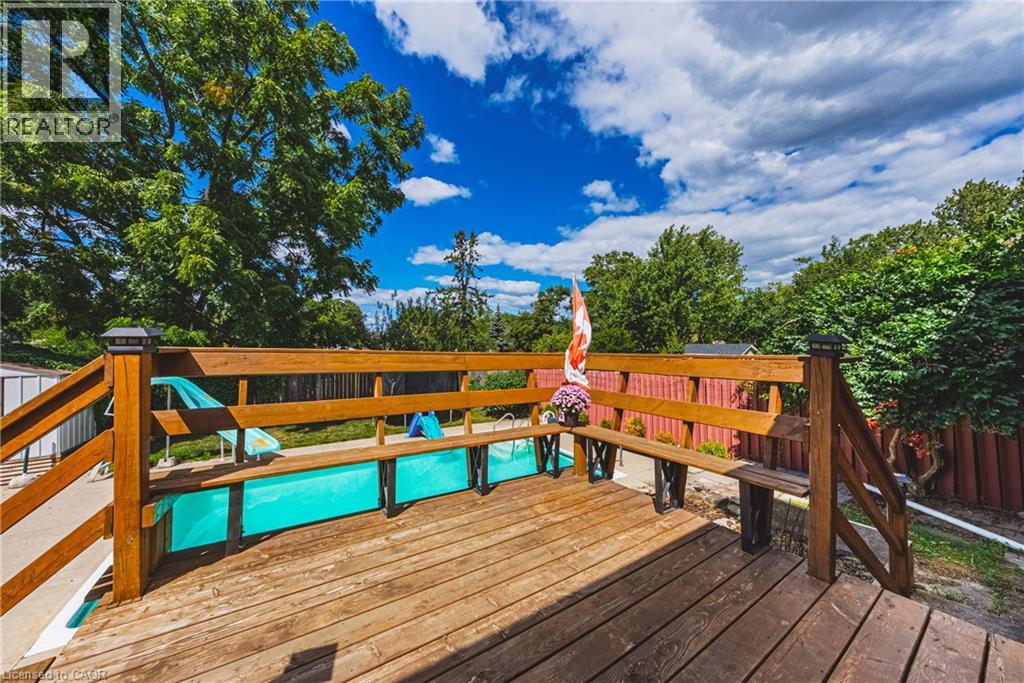 Photo 20 of 40 Wyngate Avenue, Hamilton ON