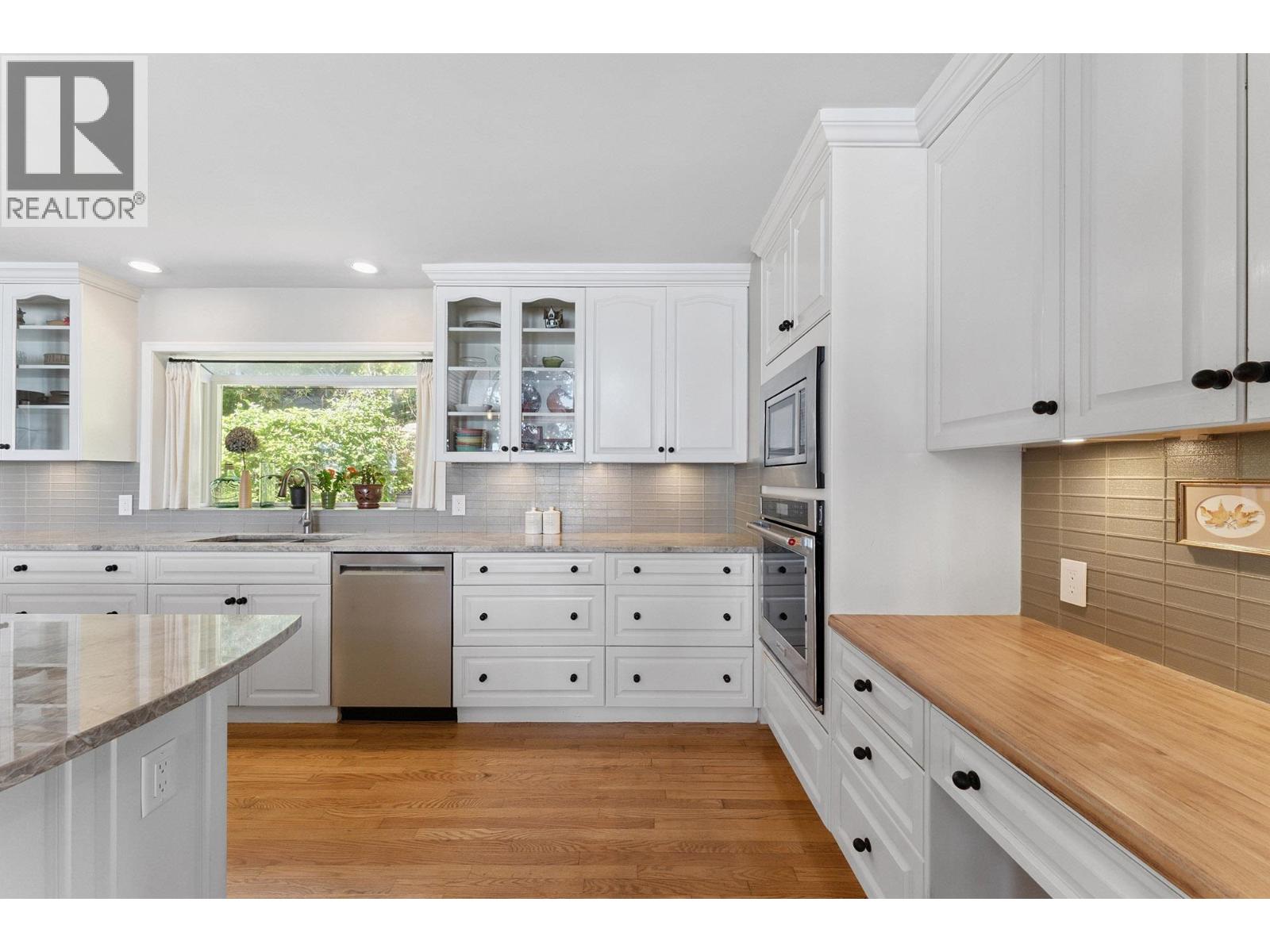 1251 FAIRWEATHER ROAD, Bowen Island