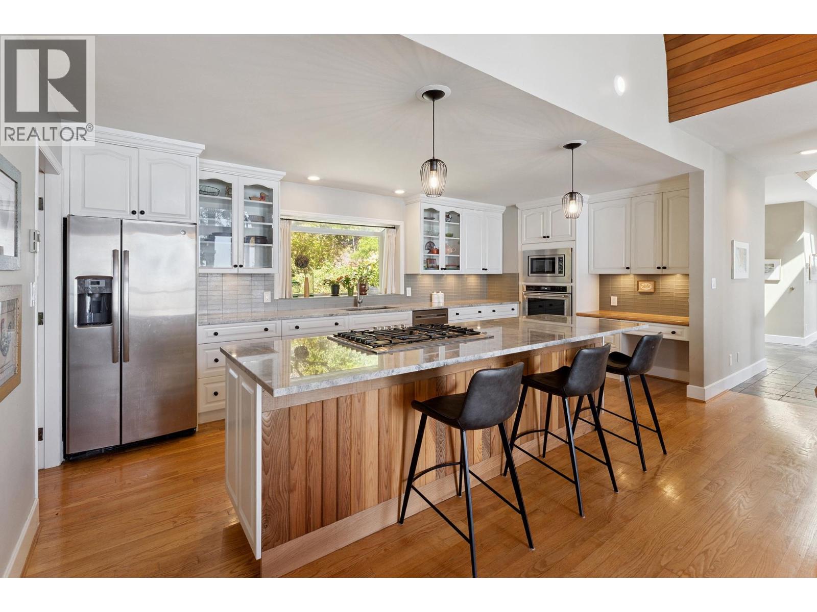 1251 FAIRWEATHER ROAD, Bowen Island