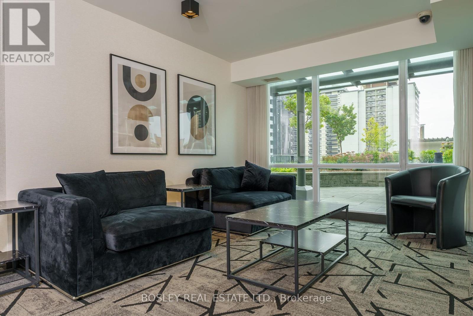 Photo 35 of 318 88 Broadway Avenue, Toronto ON