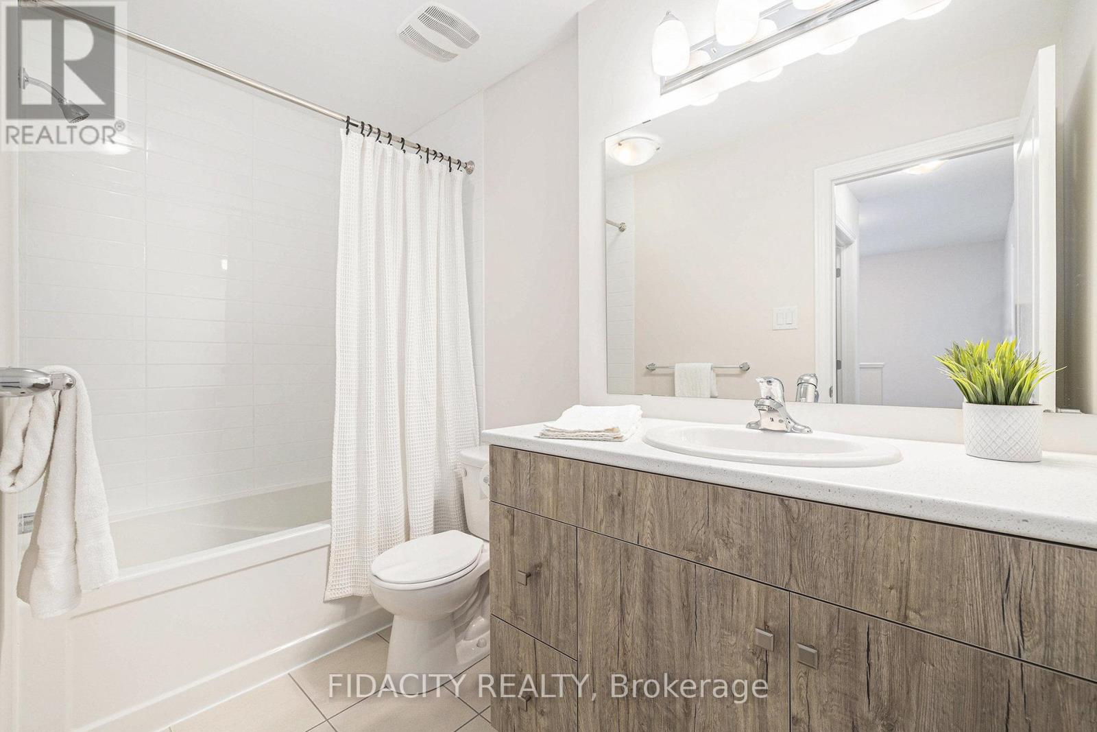 Photo 22 of 219 A Shinny Avenue, Ottawa ON