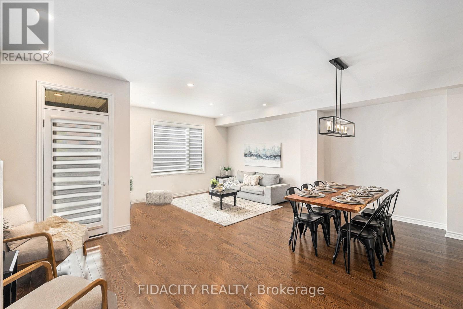 Photo 4 of 219 A Shinny Avenue, Ottawa ON