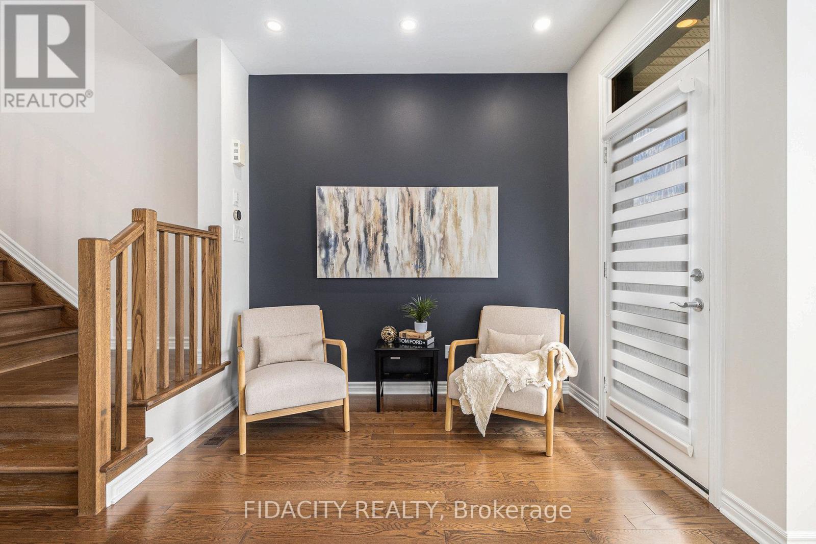 Photo 8 of 219 A Shinny Avenue, Ottawa ON