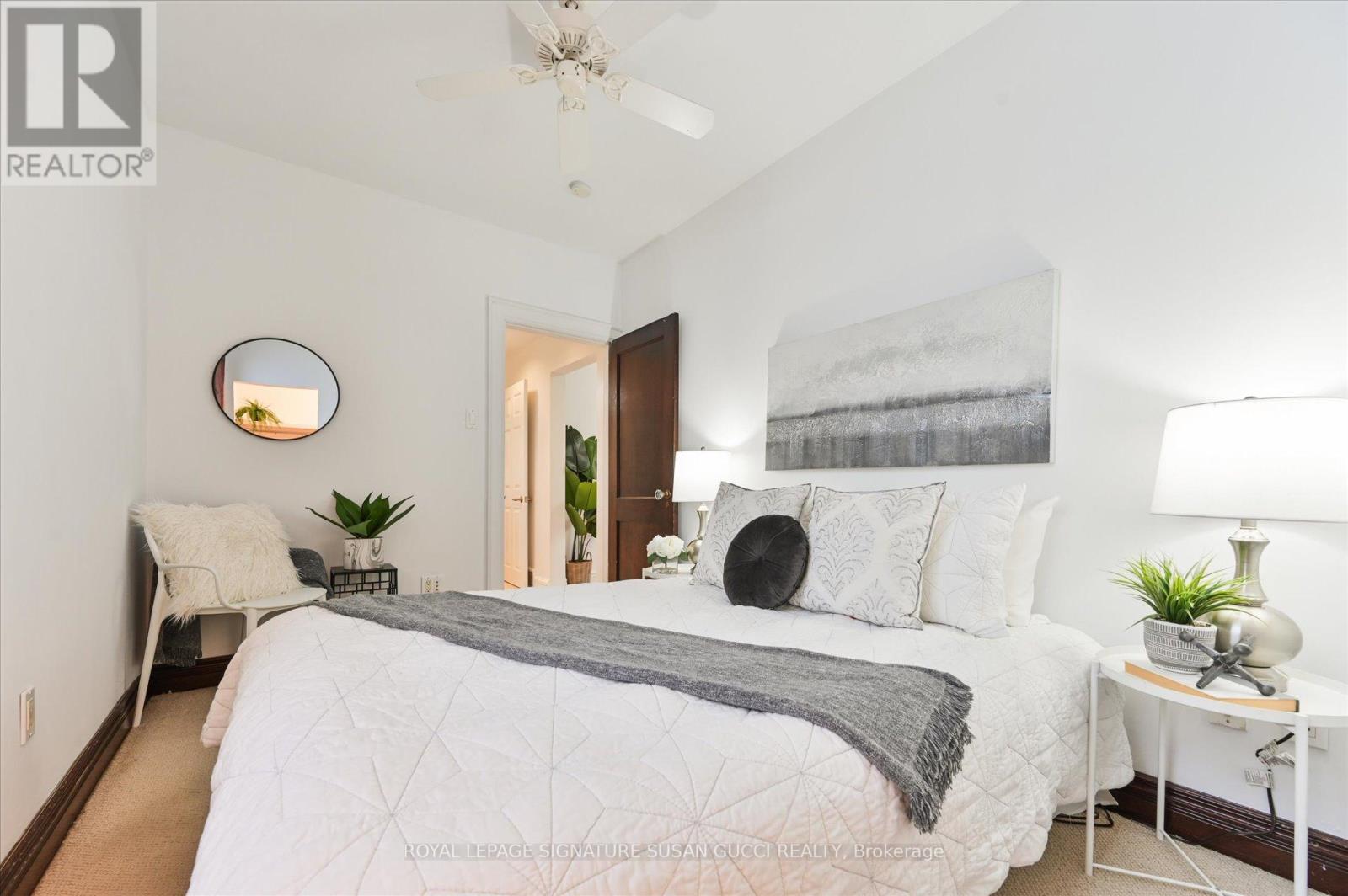 Photo 12 of 44 Crewe Avenue, Toronto ON