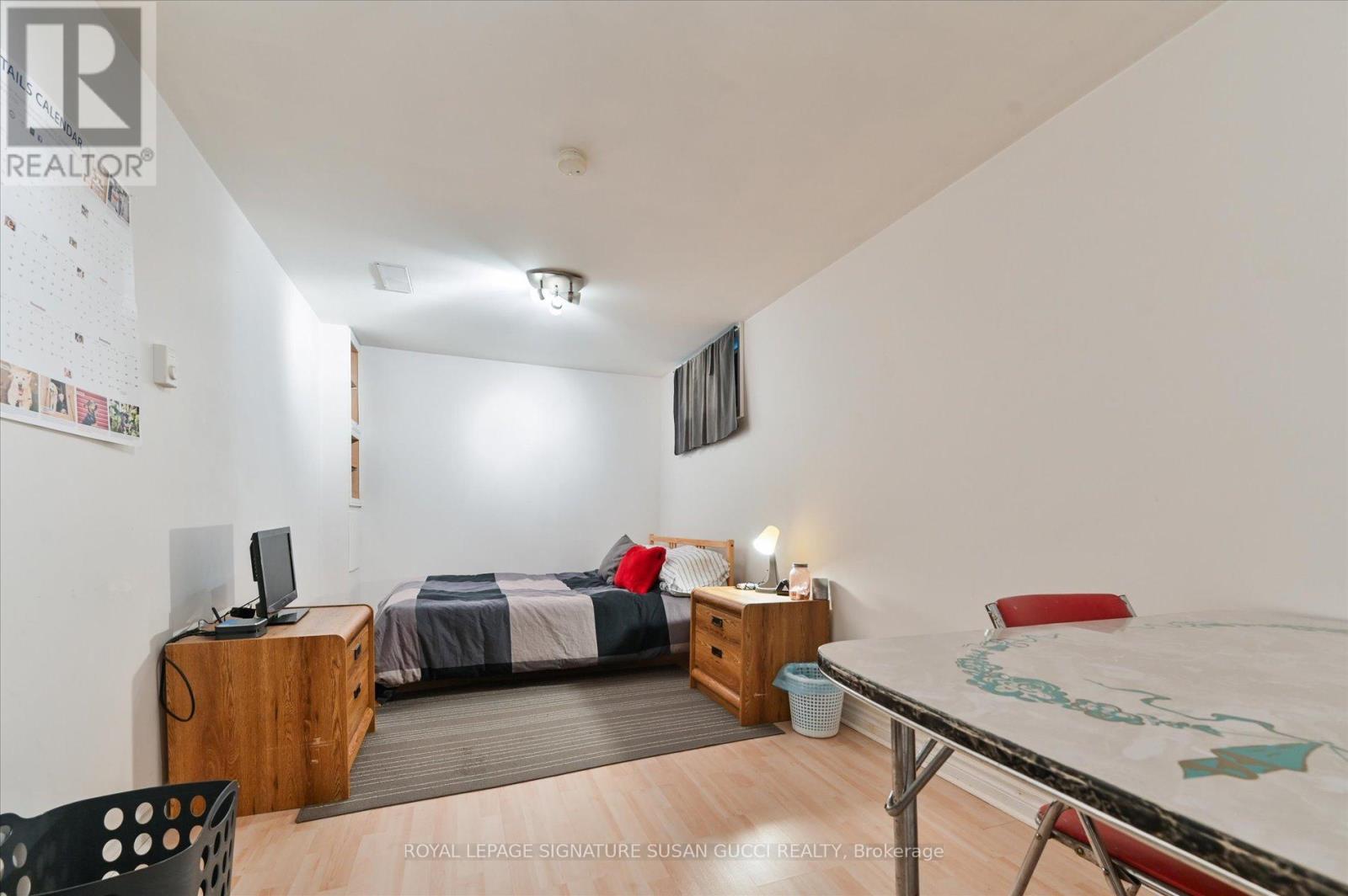 Photo 20 of 44 Crewe Avenue, Toronto ON