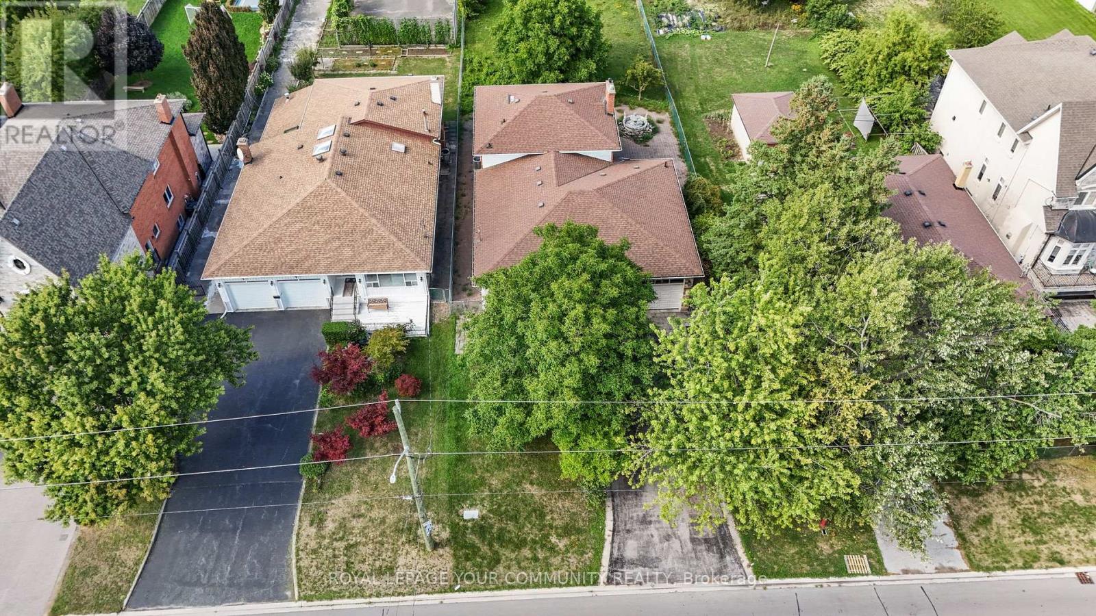 Photo 49 of 38 Spruce Avenue S, Richmond Hill ON