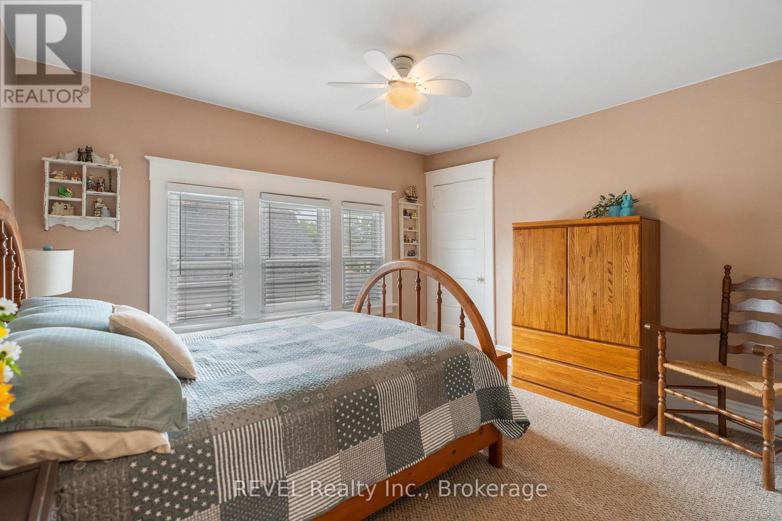 Photo 18 of 4743 Epworth Circle, Niagara Falls ON