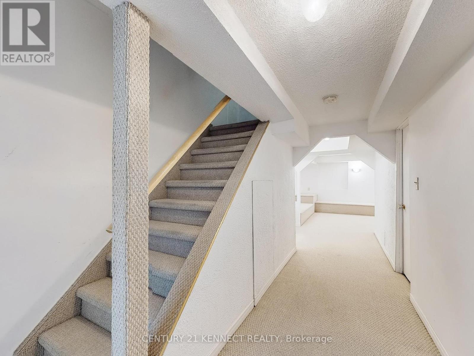 Photo 20 of 8 105 Carlton Road, Markham ON