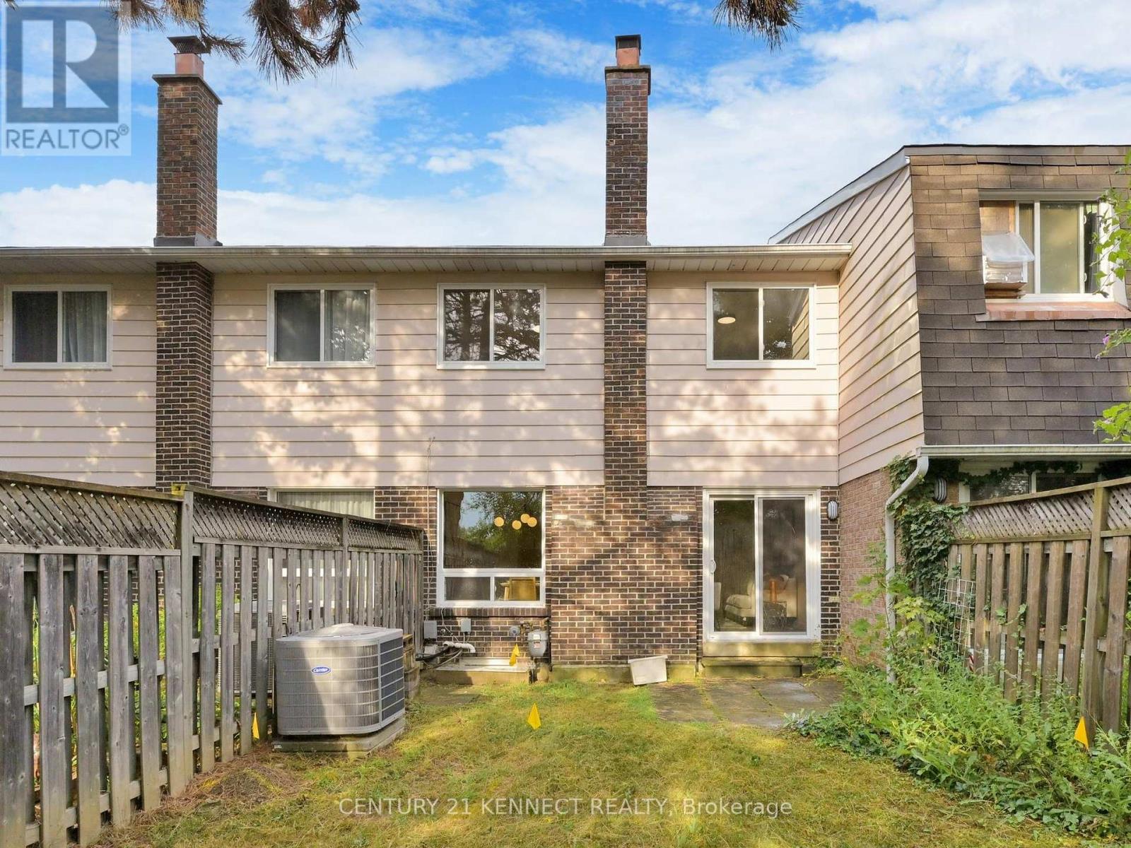 Photo 25 of 8 105 Carlton Road, Markham ON