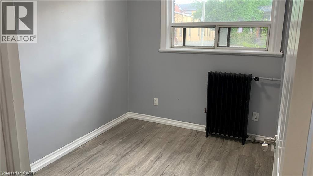 Photo 11 of 468 Main Street E Unit 10, Hamilton ON