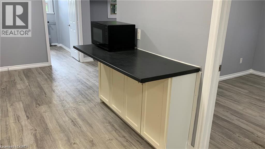 Photo 4 of 468 Main Street E Unit 10, Hamilton ON