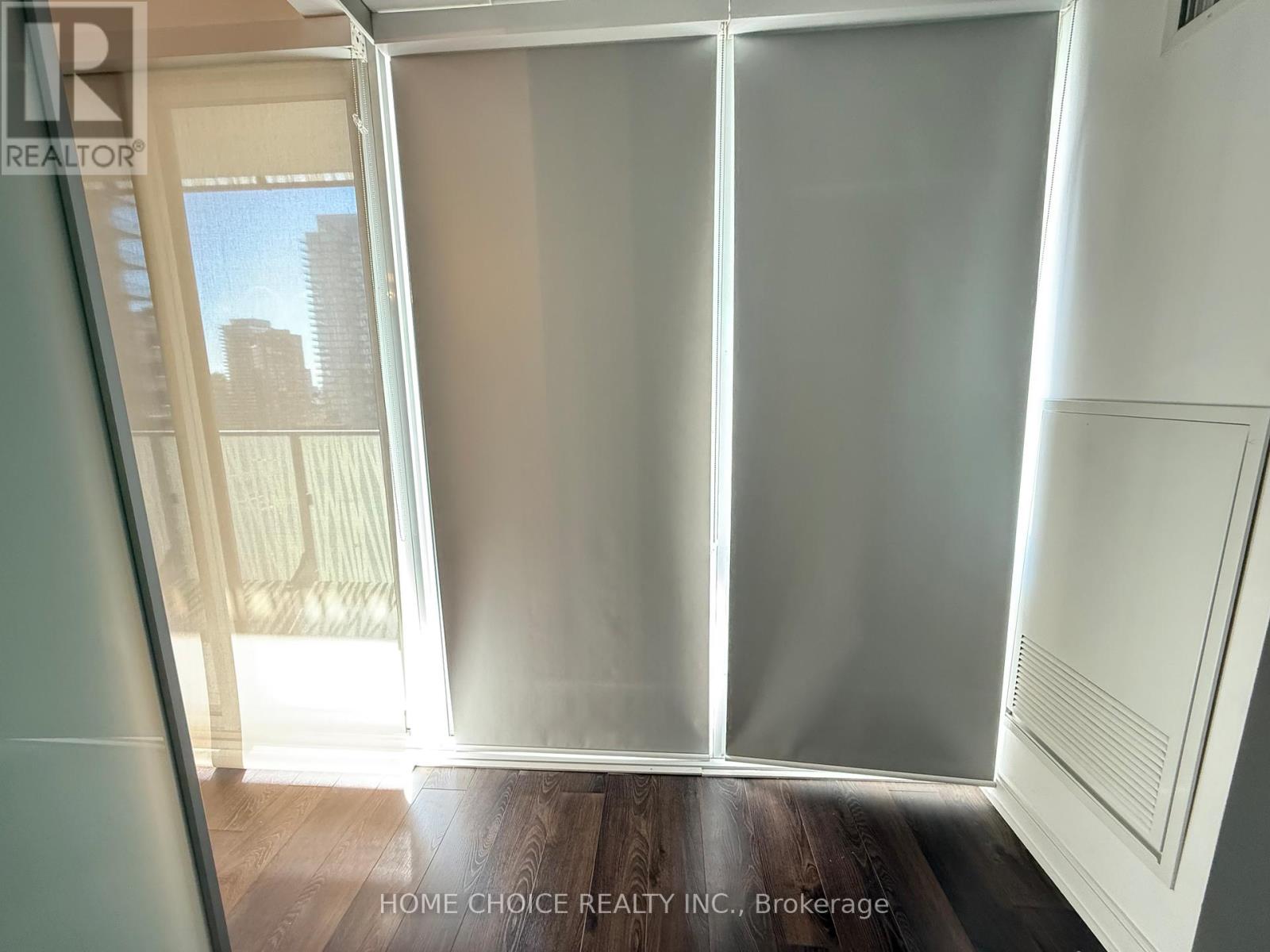 Photo 15 of 1405 42 Charles Street E, Toronto ON