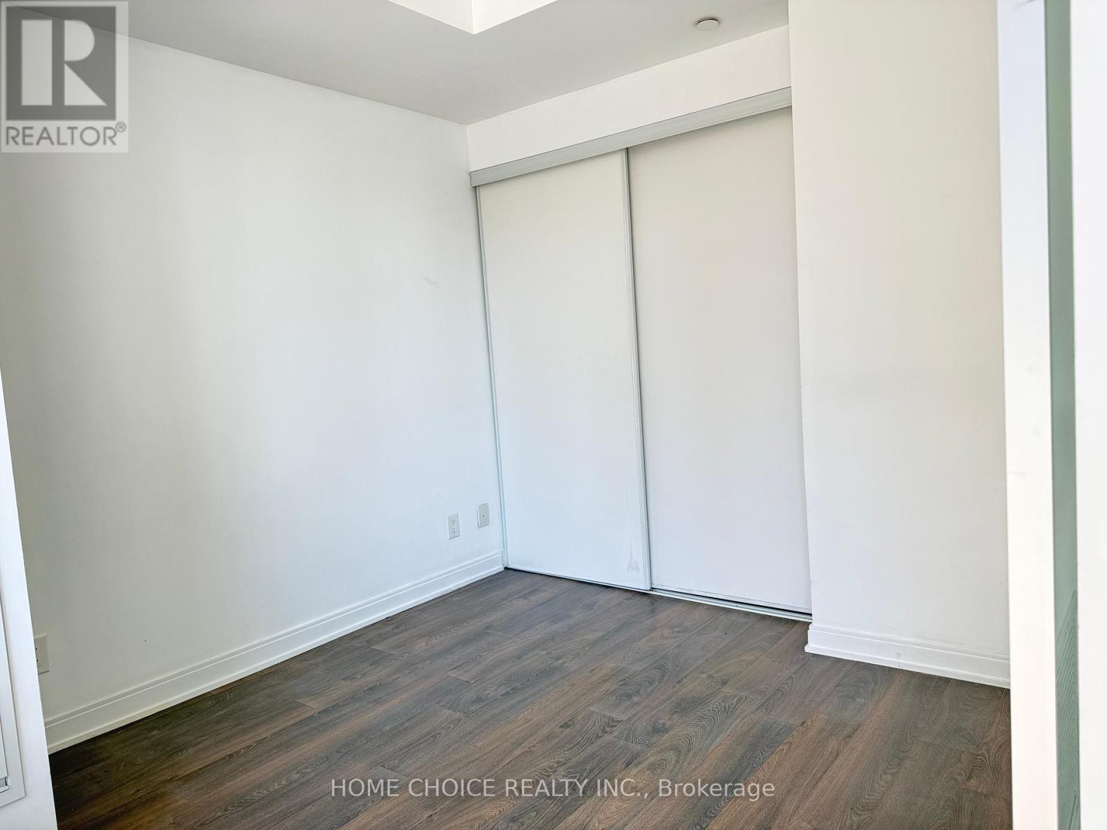 Photo 13 of 1405 42 Charles Street E, Toronto ON