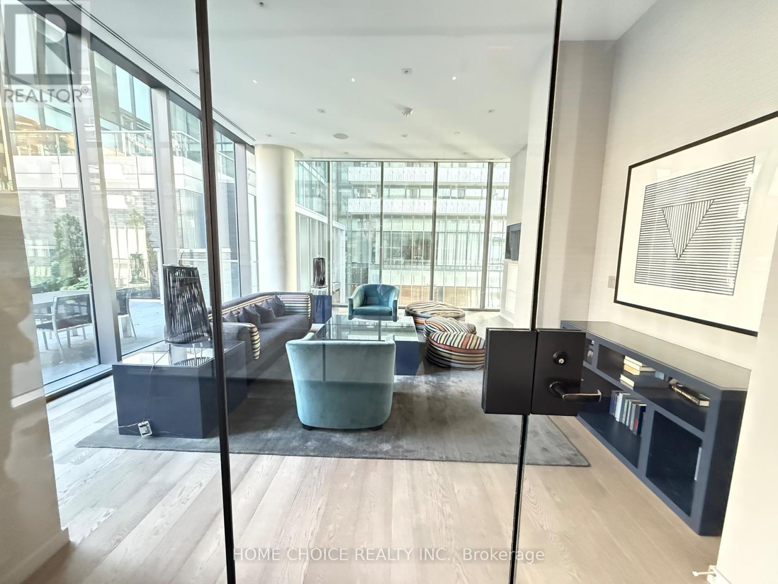 Photo 32 of 1405 42 Charles Street E, Toronto ON