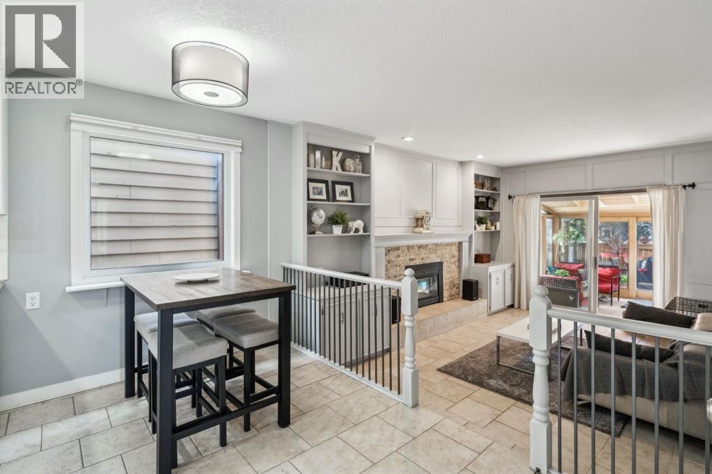 Photo 19 of 79 Woodbrook Road Sw, Calgary AB