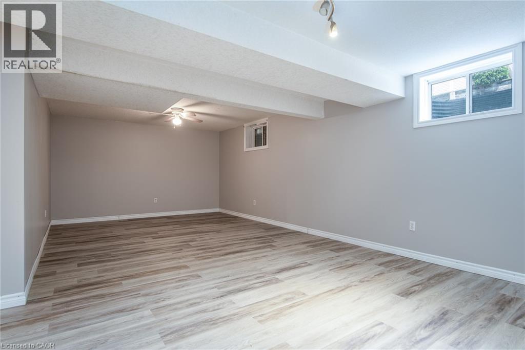 Photo 23 of 863 Brandenburg Boulevard, Waterloo ON