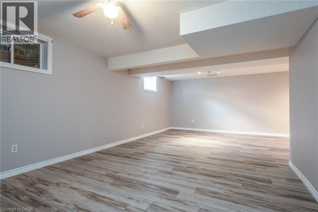 Photo 26 of 863 Brandenburg Boulevard, Waterloo ON