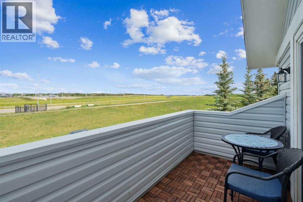 Photo 41 of 79 Woodbrook Road Sw, Calgary AB