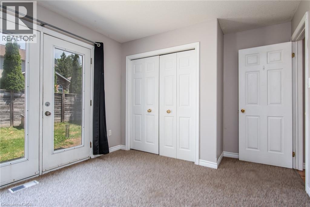 Photo 20 of 863 Brandenburg Boulevard, Waterloo ON