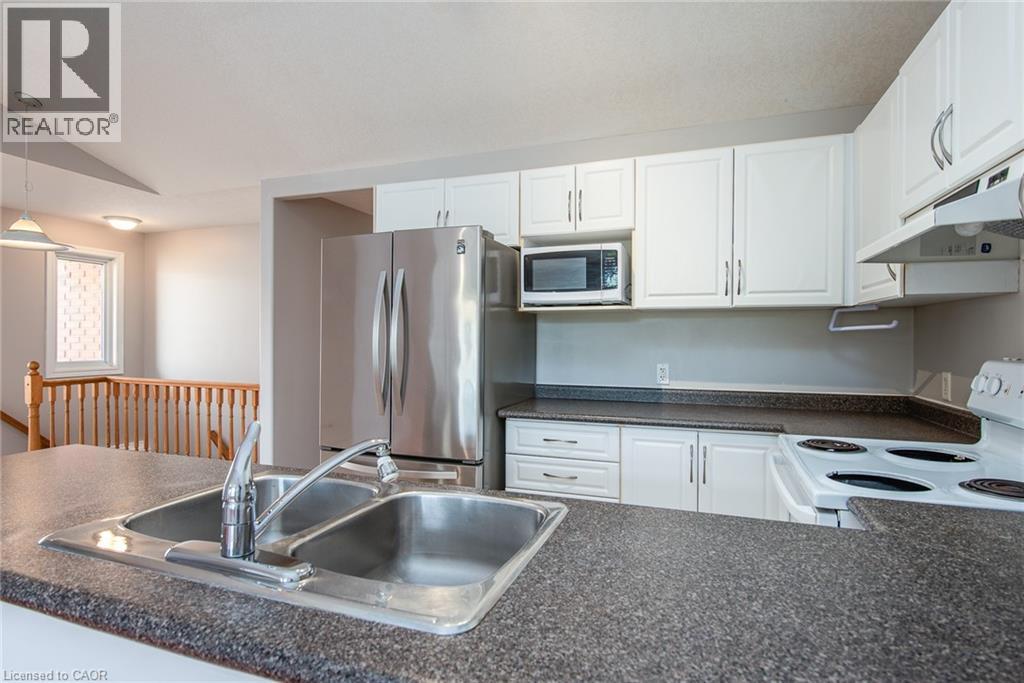 Photo 6 of 863 Brandenburg Boulevard, Waterloo ON