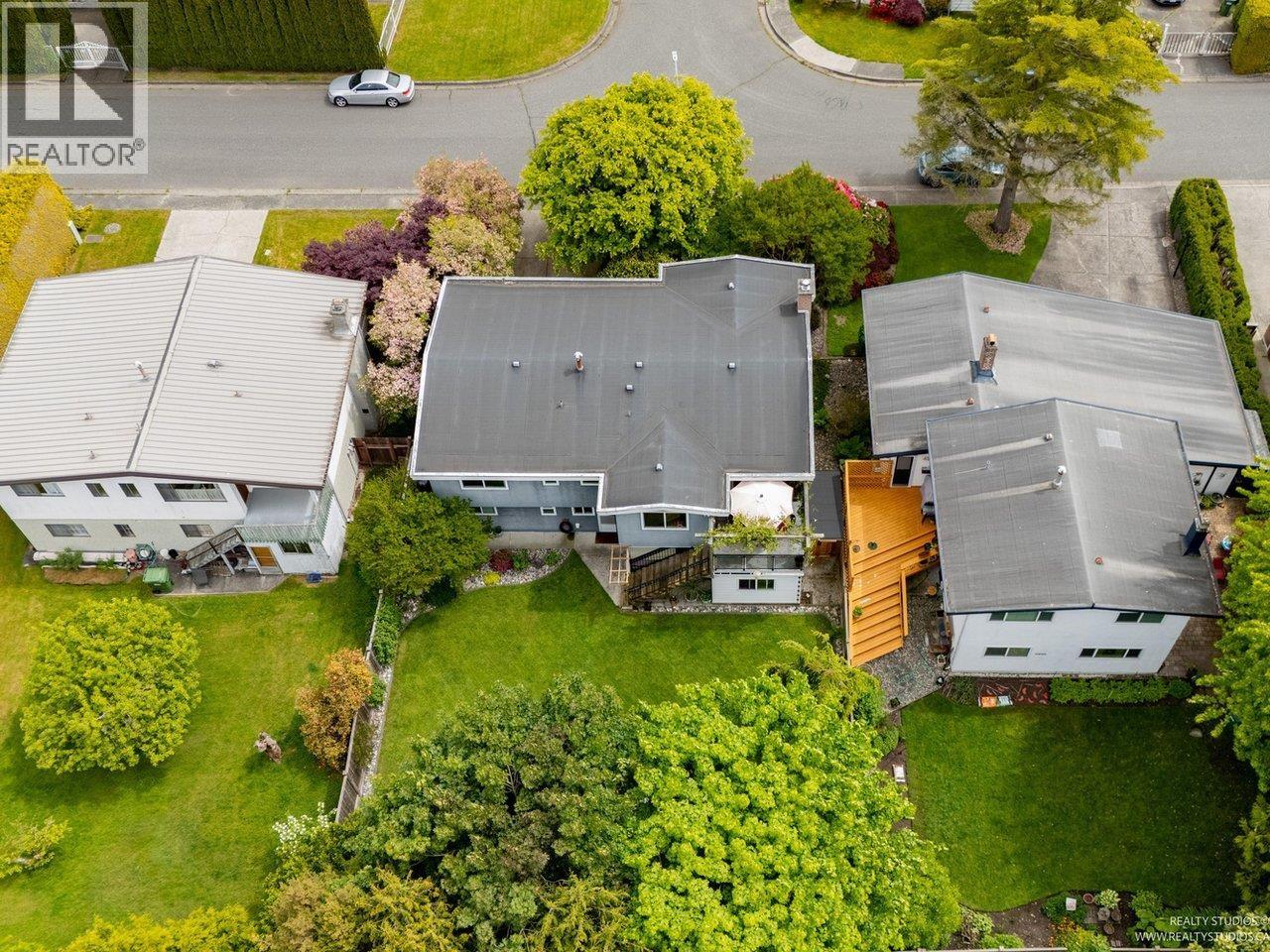 Photo 35 of 10360 Anahim Drive, Richmond BC