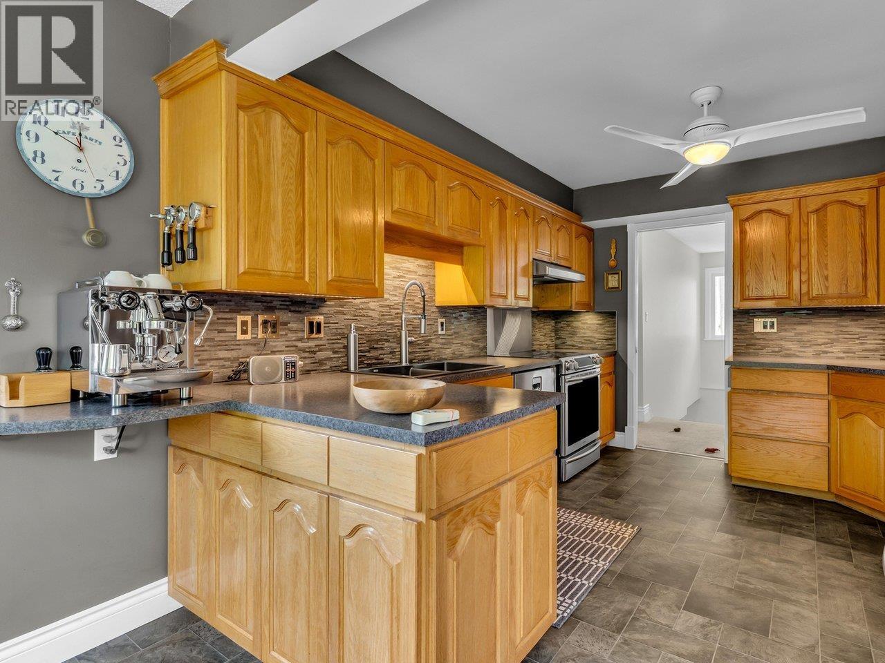 Photo 14 of 10360 Anahim Drive, Richmond BC