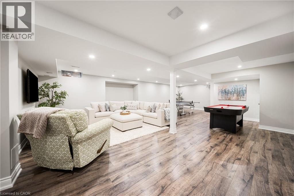 Photo 36 of 1246 Old Carriage Way, Oakville ON
