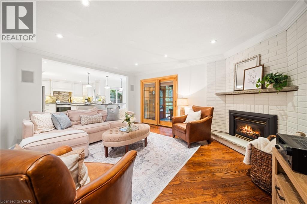 Photo 20 of 1246 Old Carriage Way, Oakville ON