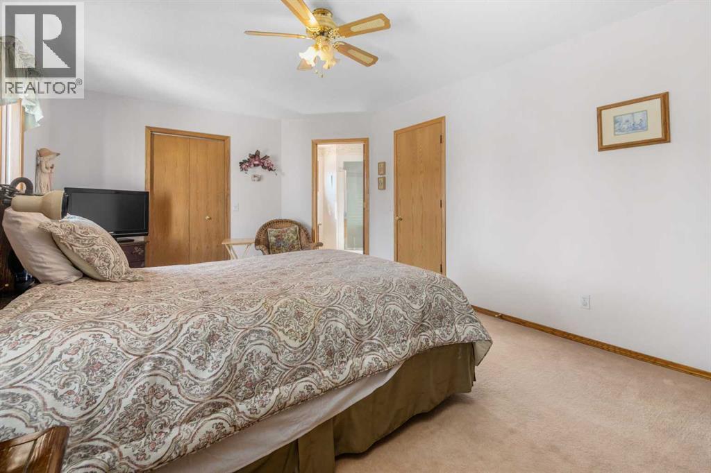 Photo 18 of 45 Costa Mesa Close Ne, Calgary AB