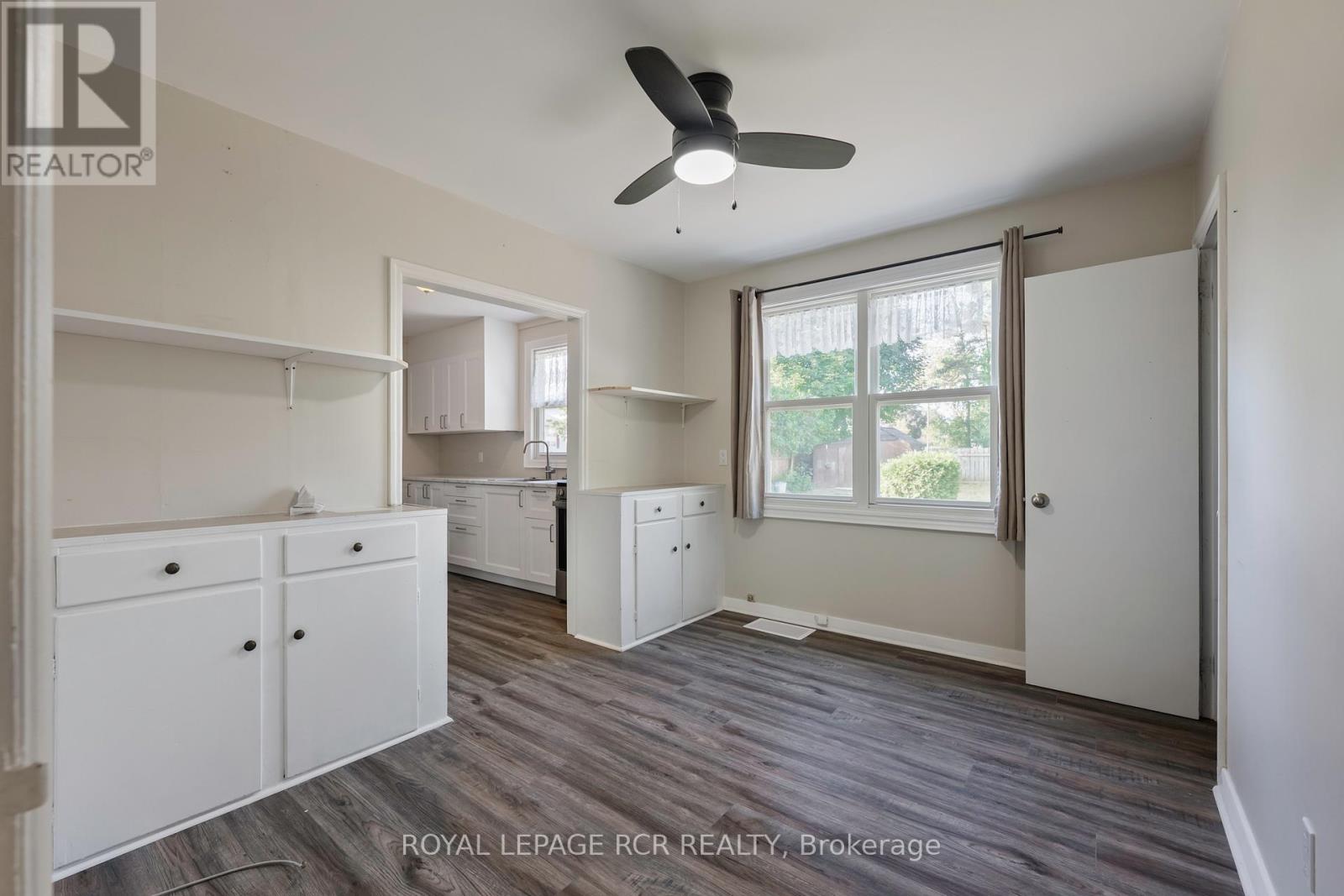 Photo 12 of 90 John Street, Orangeville ON