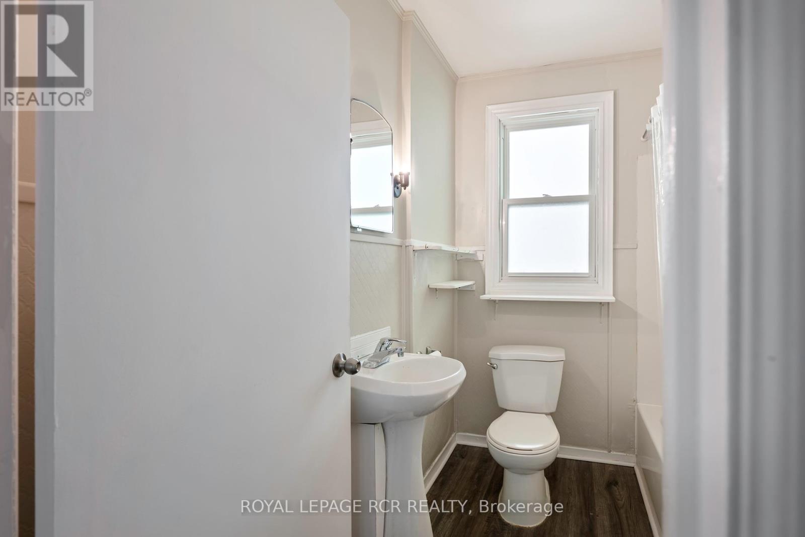 Photo 18 of 90 John Street, Orangeville ON