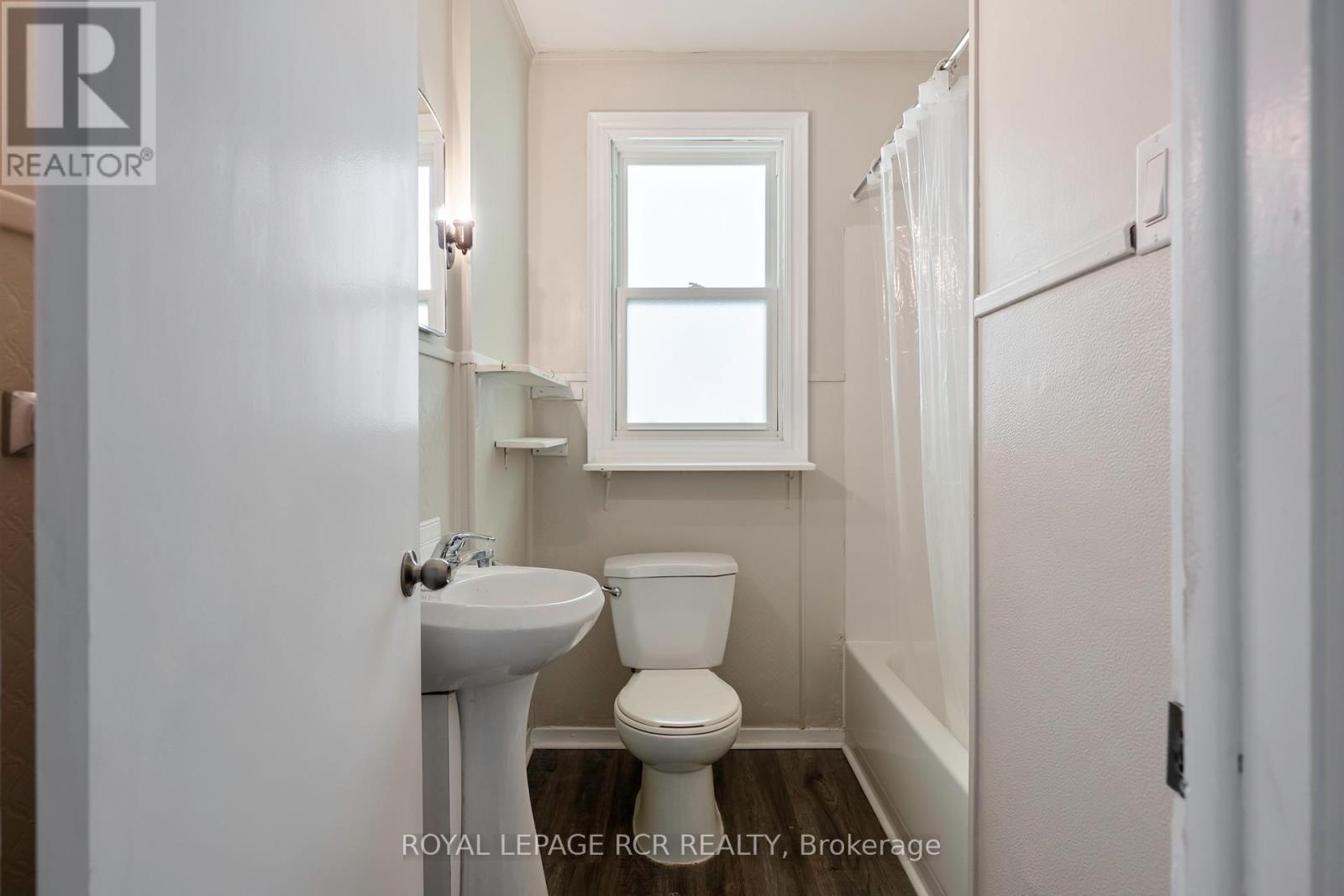 Photo 19 of 90 John Street, Orangeville ON