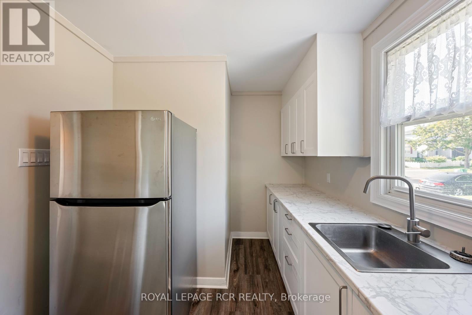 Photo 9 of 90 John Street, Orangeville ON
