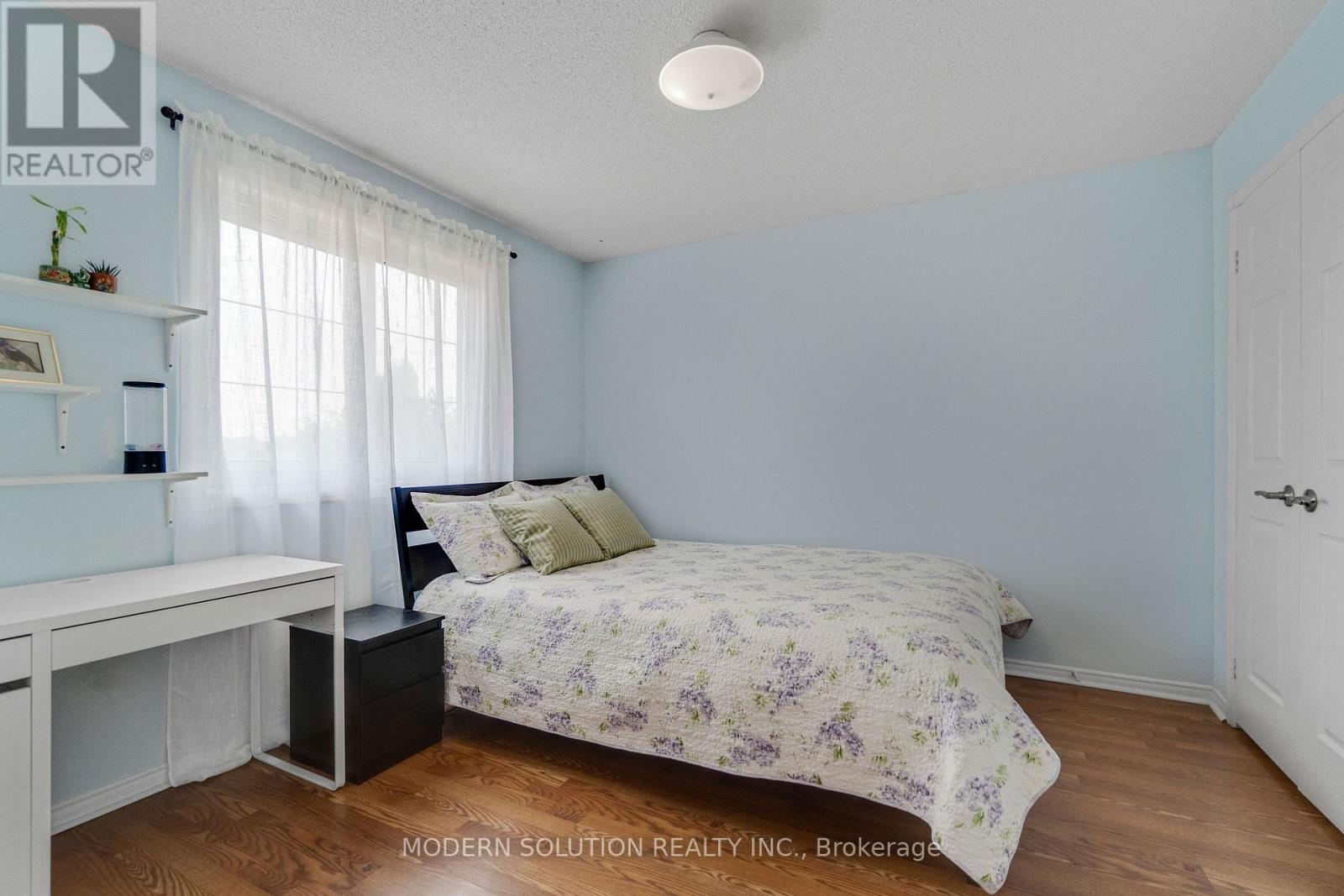 Photo 20 of 4806 Crystal Rose Drive S, Mississauga ON