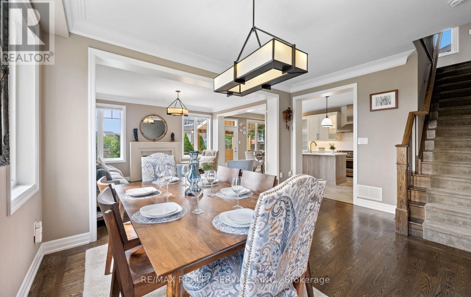 Photo 12 of 182 Tysonville Circle, Brampton ON