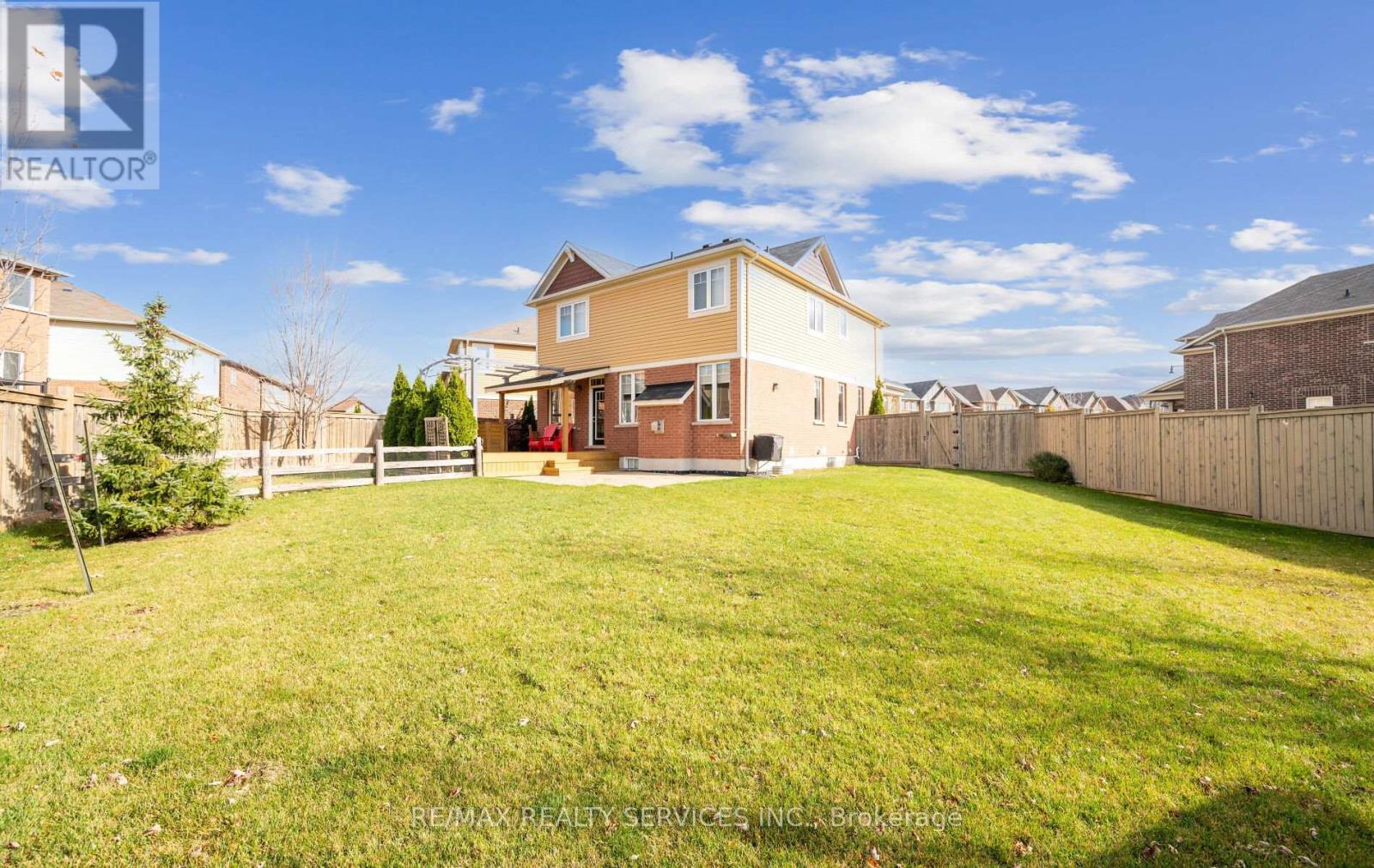 Photo 43 of 182 Tysonville Circle, Brampton ON