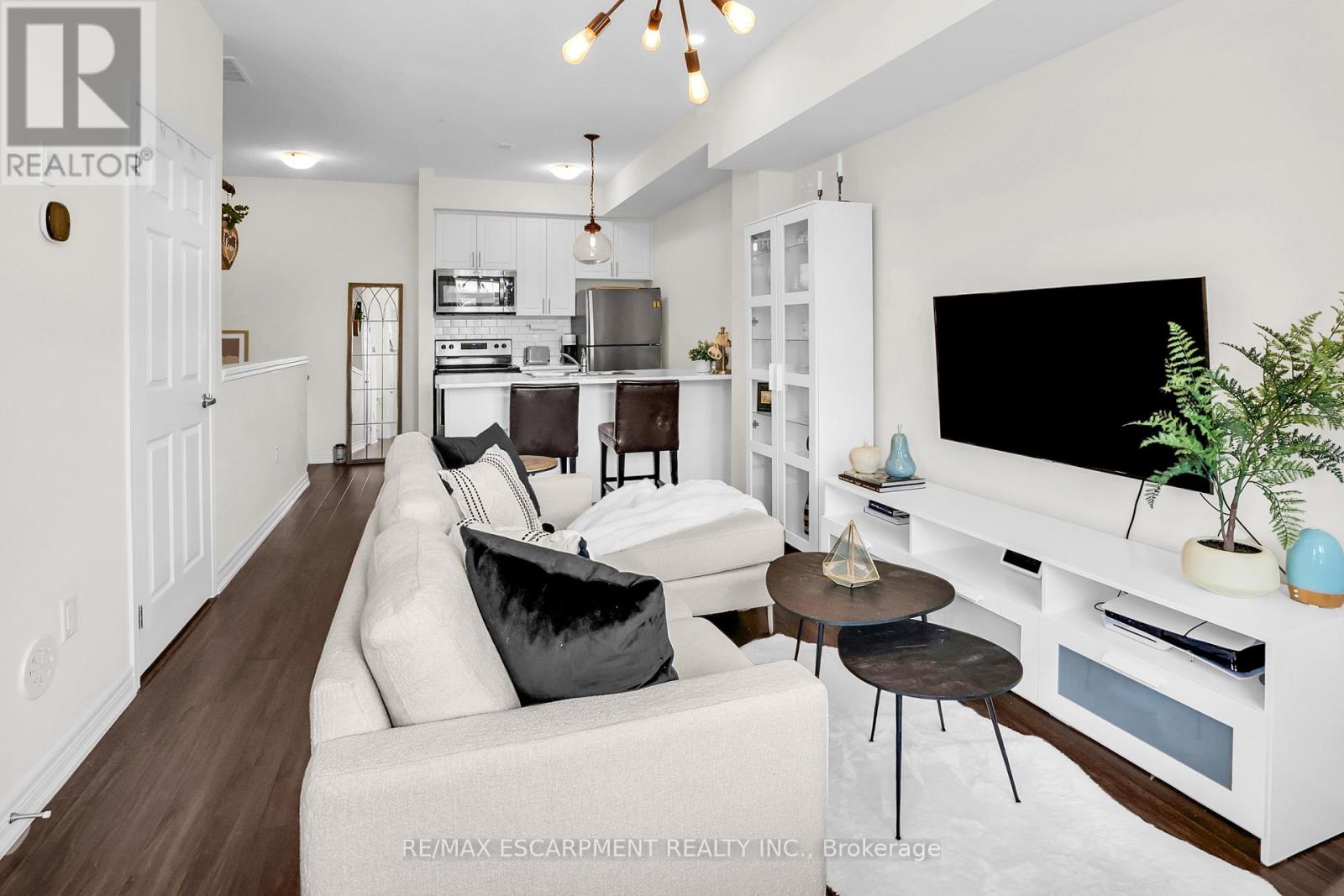 Photo 11 of 10 5016 Serena Drive, Lincoln ON