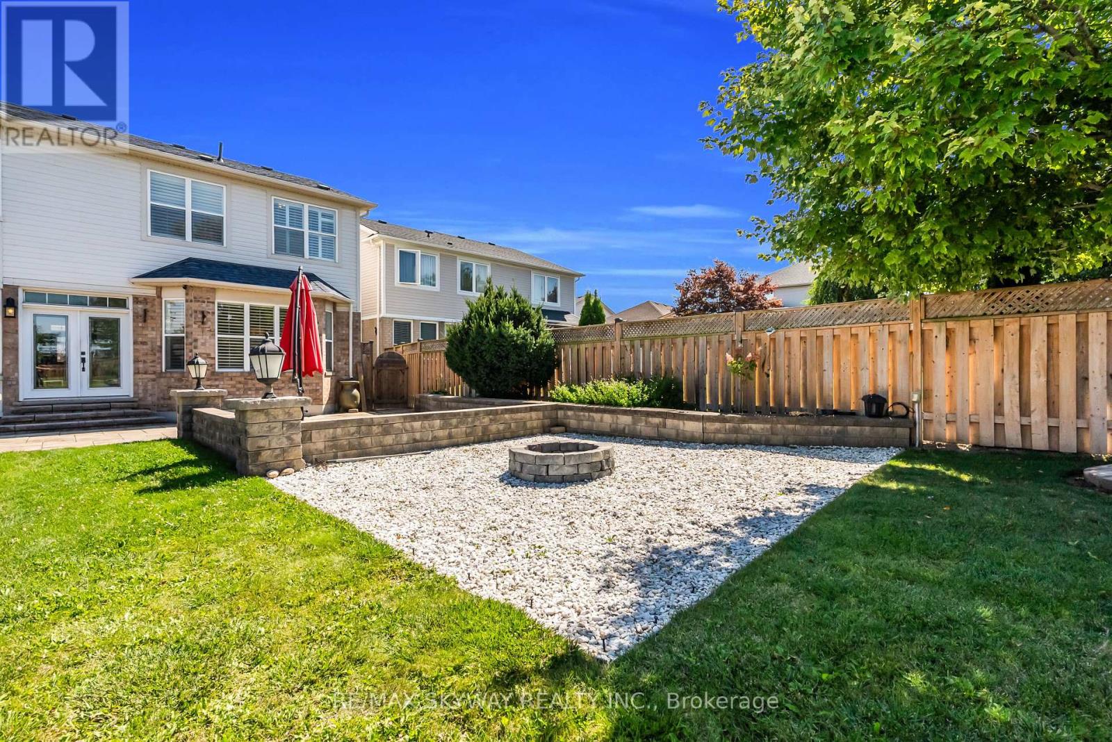 Photo 45 of 7 Jenner Court, Cambridge ON