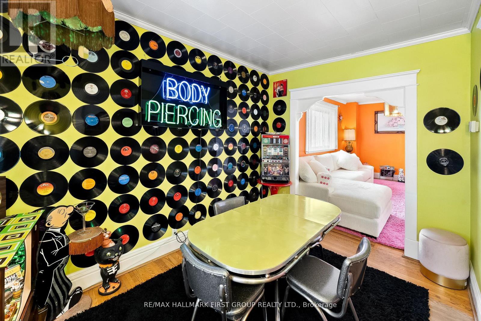 Photo 11 of 168 Adeline Street, Peterborough Central ON