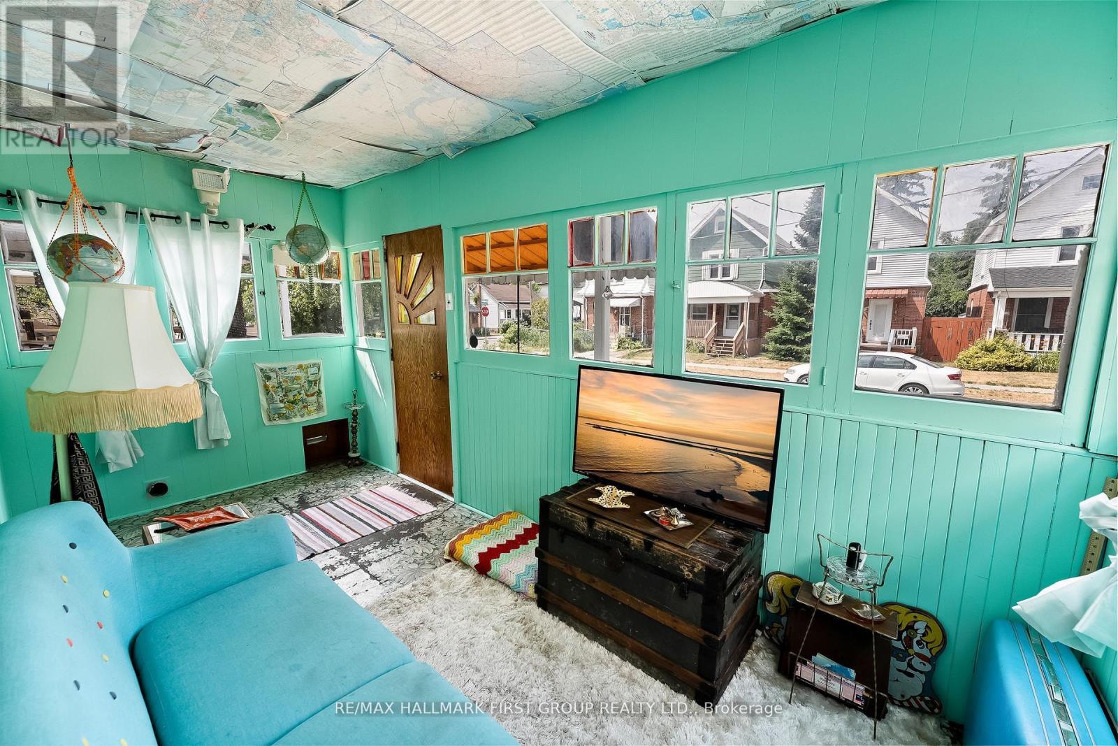 Photo 5 of 168 Adeline Street, Peterborough Central ON