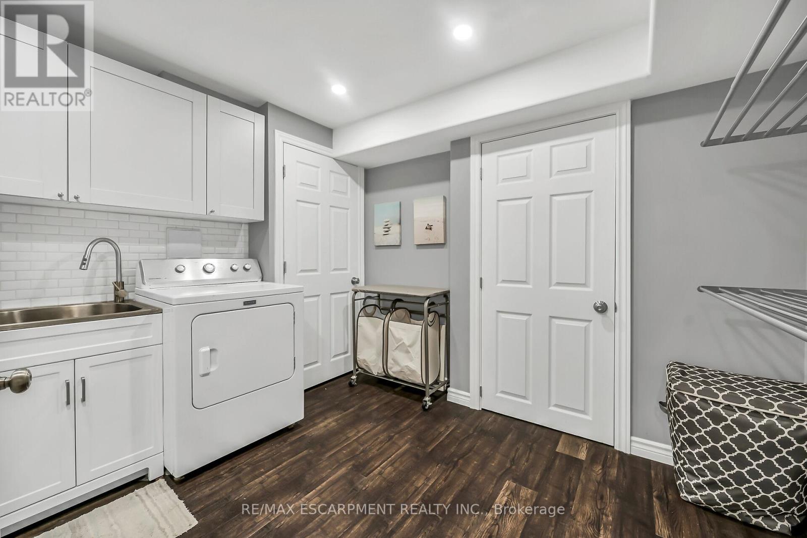 Photo 42 of 70 Escarpment Drive, Hamilton ON