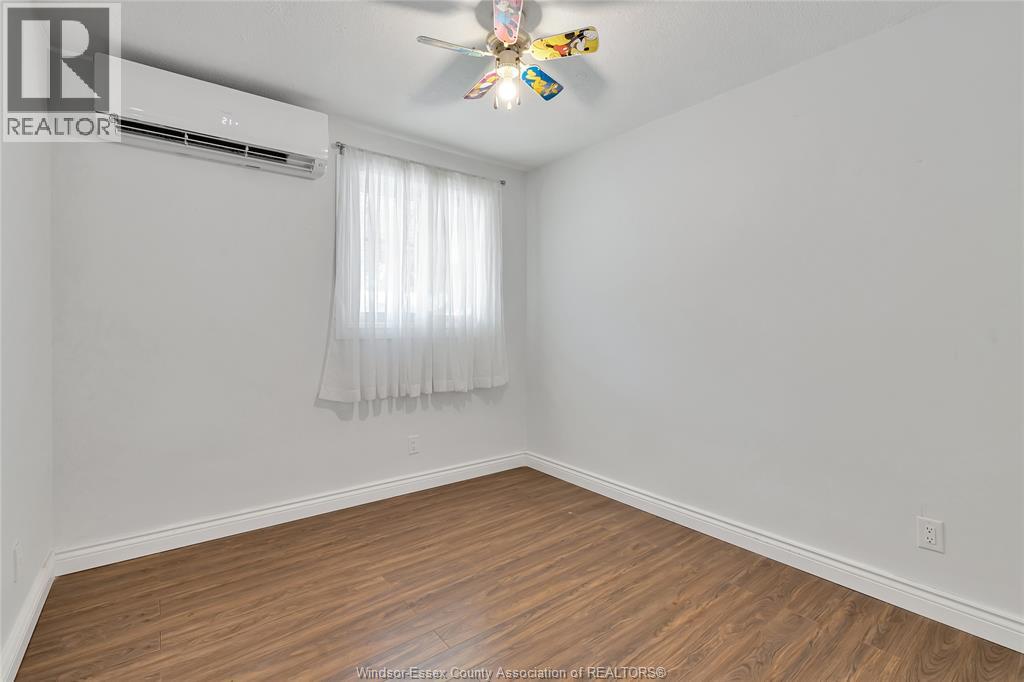 Photo 12 of 1388 Cottage Place, Windsor ON