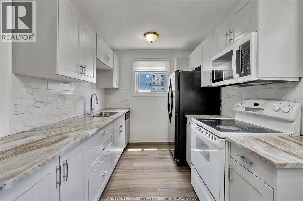 Photo 6 of 1388 Cottage Place, Windsor ON