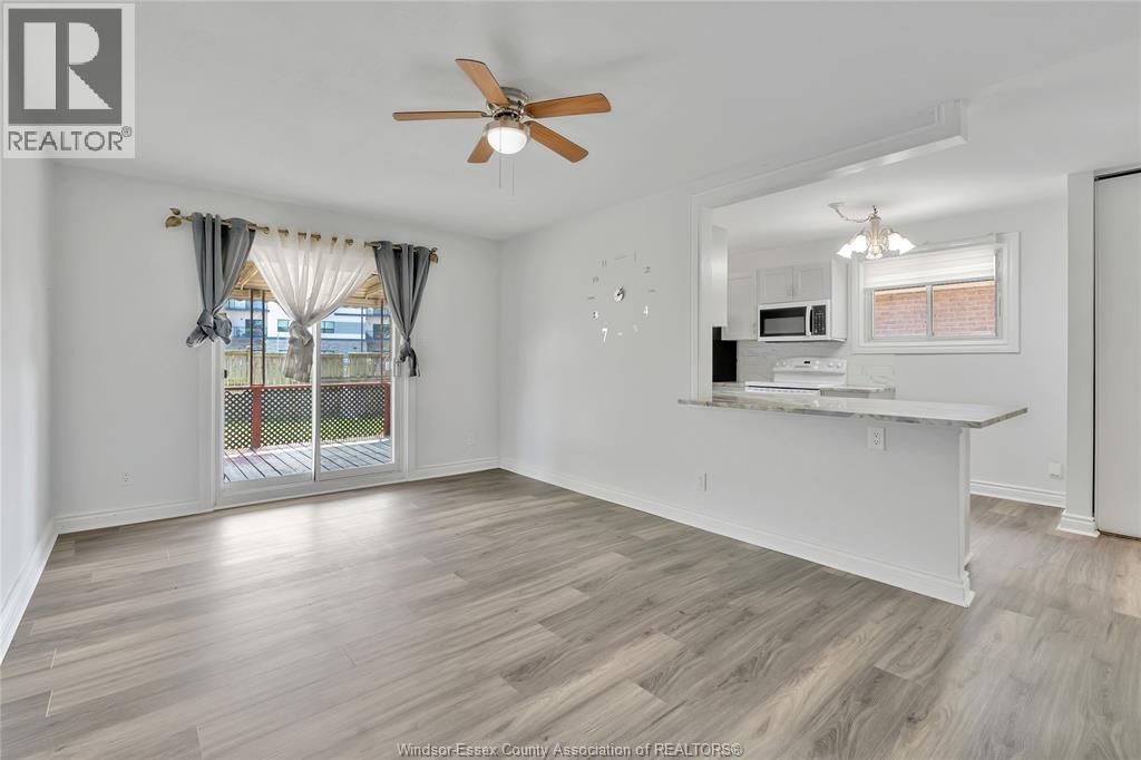 Photo 8 of 1388 Cottage Place, Windsor ON