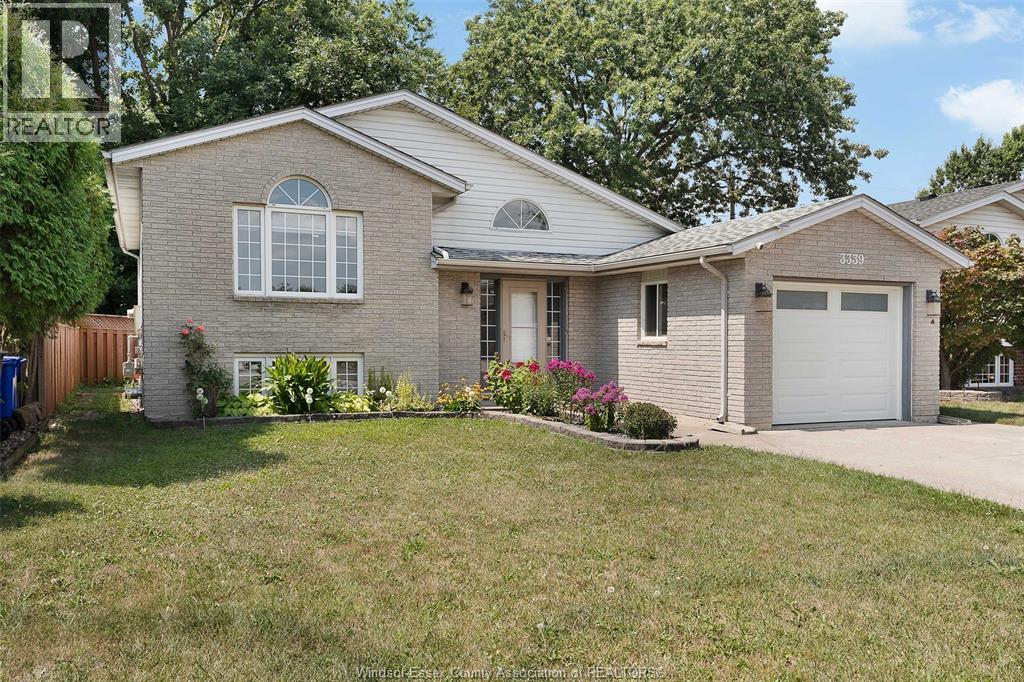 Photo 2 of 3339 Conservation, Windsor ON