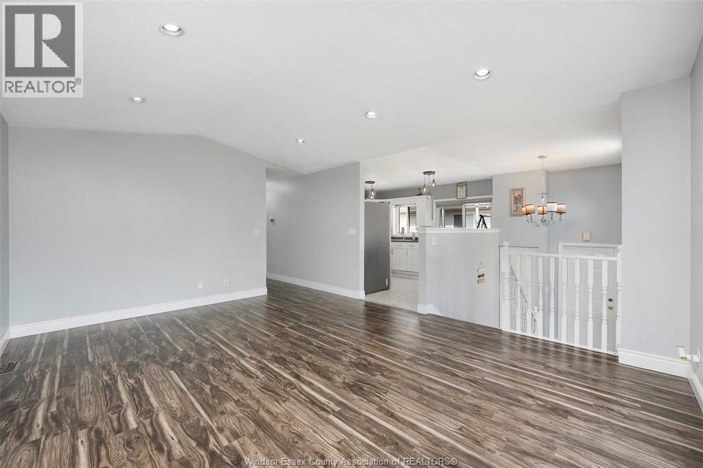 Photo 6 of 3339 Conservation, Windsor ON