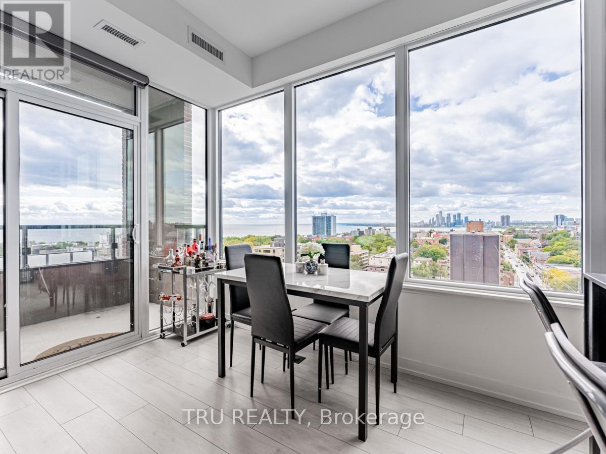 Photo 10 of Lph 12 270 Dufferin Street, Toronto ON